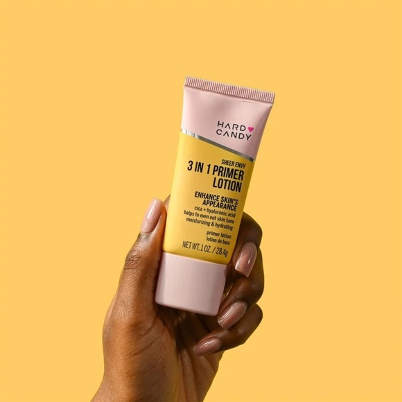 3/$10 Hard Candy Sheer Envy 3 in 1 Primer Lotion 1oz - Picture 3 of 3